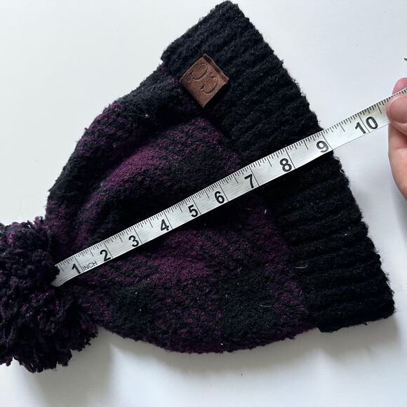 C.C. knit pom beanie - Picture 6 of 6